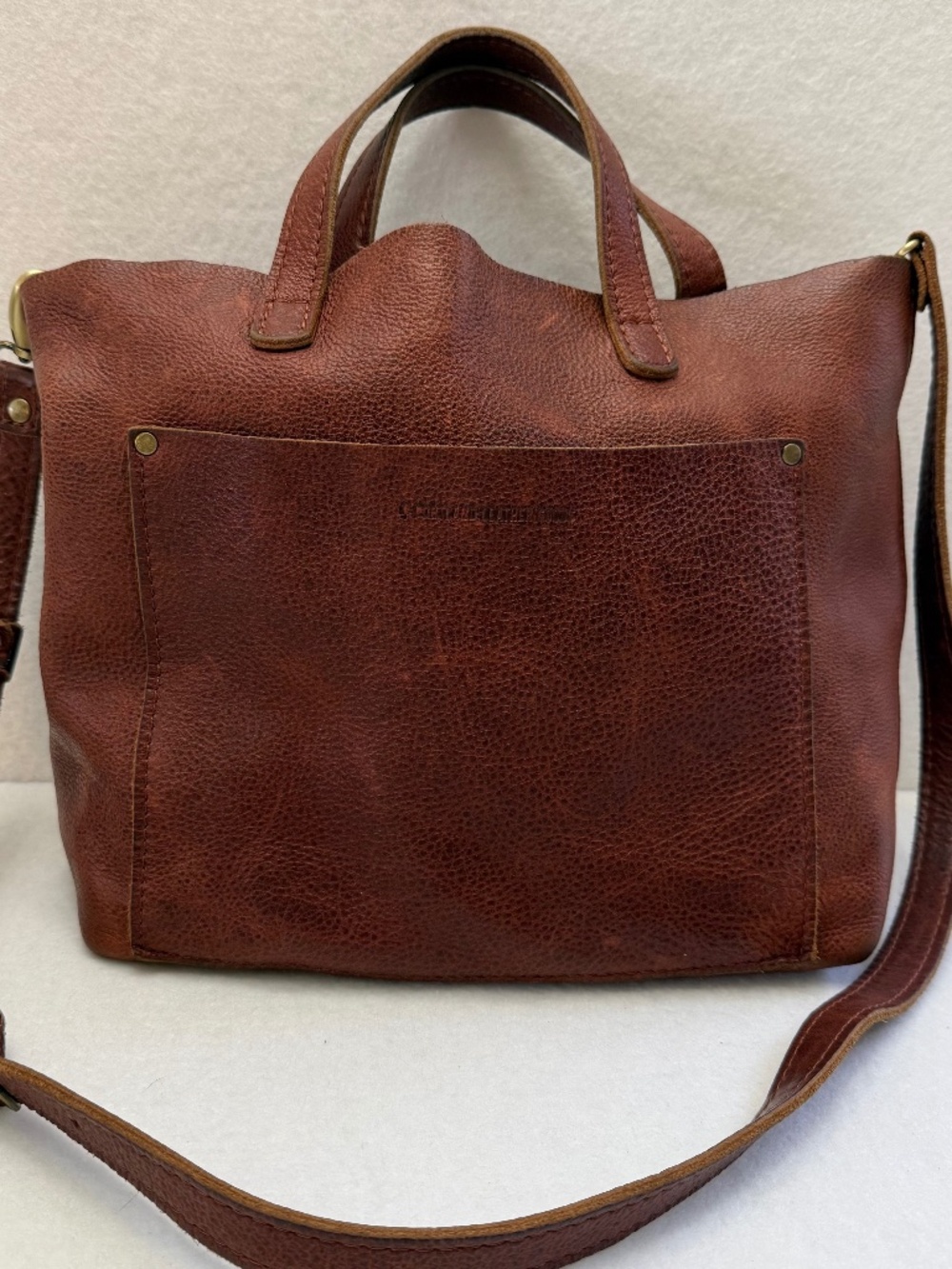 Portland Leather Goods PLG Medium Classic Crossbody in OG Nutmeg GUC